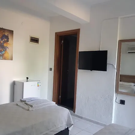 Fethiye Apart Otel 3* 费特希耶